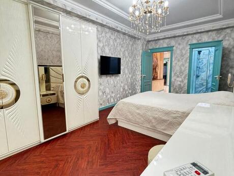Kirayə 3 otaqlı mənzil, 145 m², Neftçilər: 1 500 ₼/ay 3