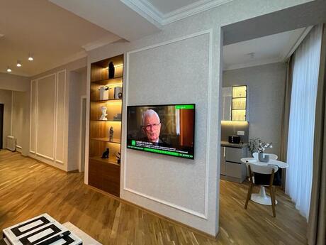 Kirayə 2 otaqlı mənzil, 80 m², 28 May: 1 800 ₼/ay 2