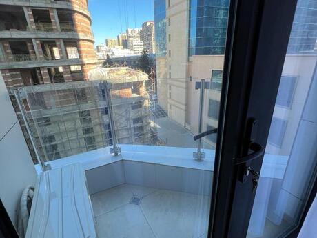 Kirayə 2 otaqlı mənzil, 80 m², 28 May: 1 800 ₼/ay 3