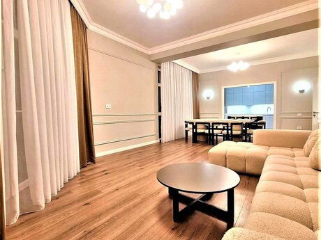 Объявление №6439900 - Баку, пос. Аг шехер, 3-комн., 150 м², 6/7 этаж