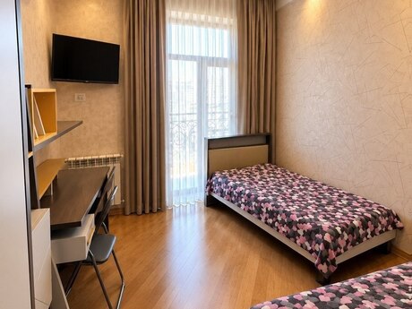 2-room apartment for rent, 105 m², Ağ şəhər: 1 700 ₼/mo 3