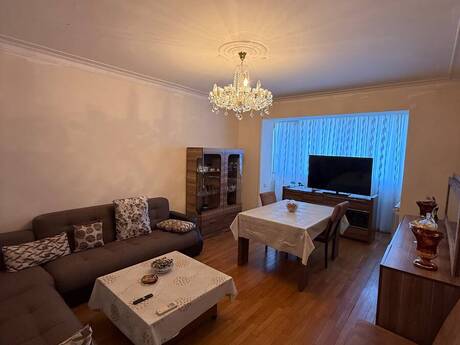Elan №6439927 - Bakı, Elmlər Akademiyası m., 4 otaqlı, 115 m², 4/9 mərtəbə