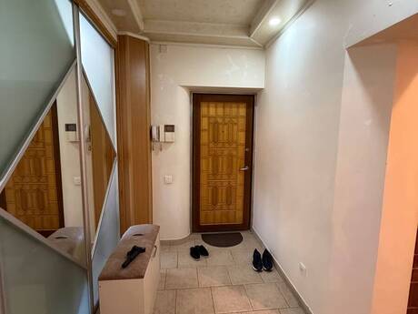 4-комнатная квартира, 115 м², Elmlər Akademiyası: 310 000 ₼ 4