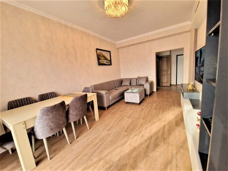 Kirayə 3 otaqlı mənzil, 120 m², 28 May: 1 400 ₼/ay 4