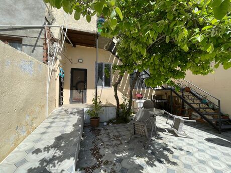 6 otaqlı həyət evi, 200 m², Əmircan: 155 000 ₼ 4