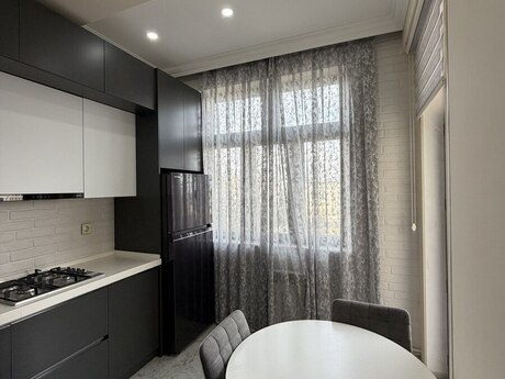 Kirayə 2 otaqlı mənzil, 90 m², Memar Əcəmi: 800 ₼/ay 2