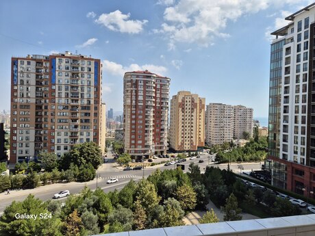 3 otaq · 95 m² · 7/9 mərtəbə, Elmlər Akademiyası
