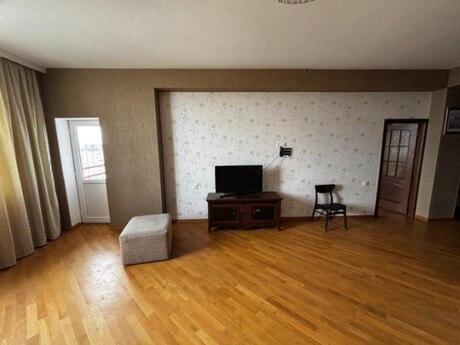 Kirayə 2 otaqlı mənzil, 75 m², Nəriman Nərimanov: 750 ₼/ay 3