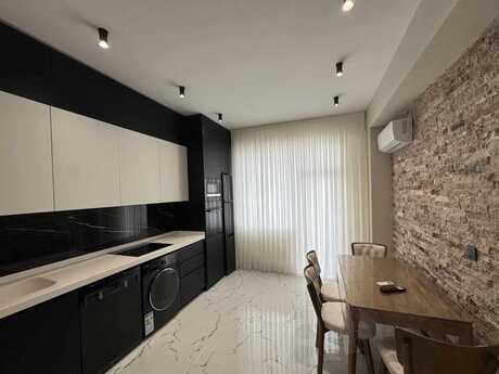Kirayə 3 otaqlı mənzil, 135 m², 28 May: 2 200 ₼/ay 5