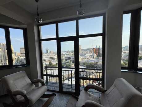 Elan №6440240 - Bakı, 28 May m., 3 otaqlı, 135 m², 3/16 mərtəbə