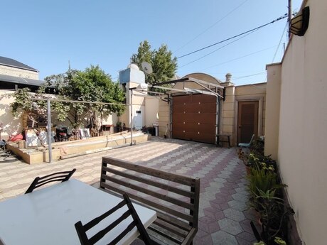 7 otaqlı həyət evi, 200 m², Qaraçuxur: 250 000 ₼ 3