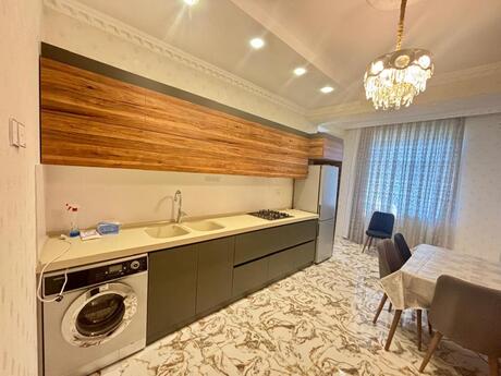 Elan №6440401 - Bakı, Memar Əcəmi m., 2 otaqlı, 103.7 m², 3/15 mərtəbə