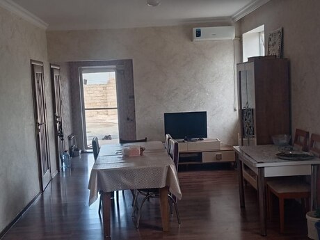 4 otaqlı həyət evi, 150 m², Binə: 65 000 ₼ 5