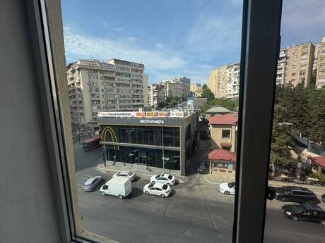 3 otaq · 135 m²