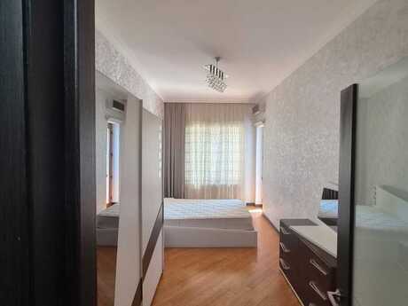 Kirayə 2 otaqlı mənzil, 82 m², 8 Noyabr: 1 000 ₼/ay 2