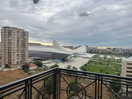 4 otaqlı mənzil, 135 m², Zümrüd Residence: 430 000 ₼ 3
