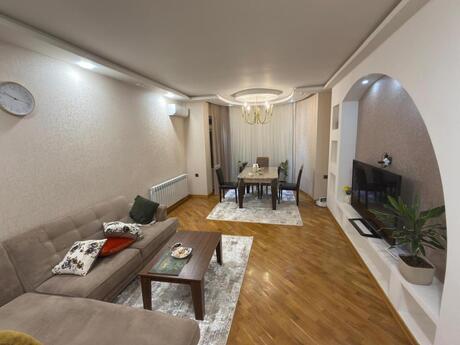 Elan №6440698 - Bakı, 8 Noyabr m., 3 otaqlı, 100 m², 10/16 mərtəbə