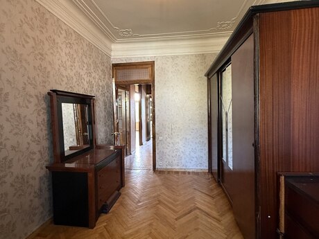3-room apartment, 100 m², Şah İsmayıl Xətai: 272 000 ₼ 5