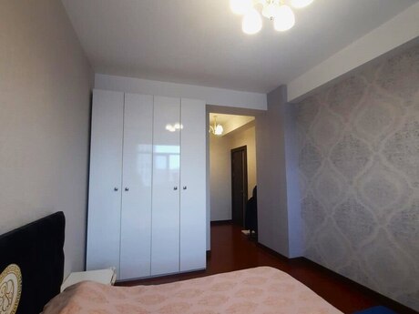 3-room apartment for rent, 130 m², Gənclik: 1 200 ₼/mo 5