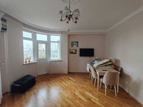 4 otaqlı mənzil, 144 m², İnşaatçılar: 378 000 ₼ 2