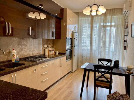 3-room apartment for rent, 100 m², 20 Yanvar: 1 199 ₼/mo 3