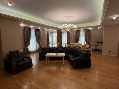 4 otaqlı mənzil, 230 m², 28 May: 750 000 ₼ 3