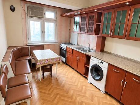 4 rooms · 115 m² · floor 3/9, Gənclik