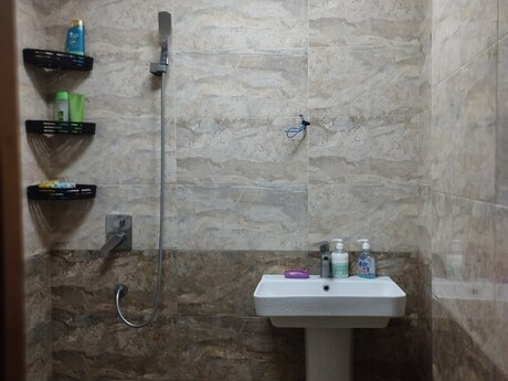 4-комнатная квартира, 100 м², Yeni Günəşli: 183 000 ₼ 4