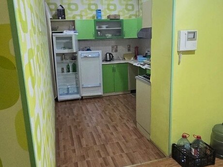4-room apartment, 130 m², Neftçilər: 240 006 ₼ 2