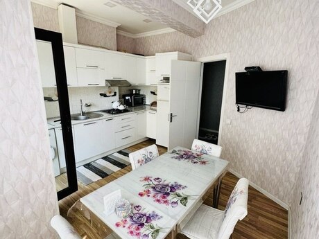 3 otaqlı mənzil, 82 m², Nəriman Nərimanov: 339 000 ₼ 3