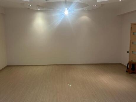 4 otaqlı mənzil, 210 m², Yasamal: 400 000 ₼ 2