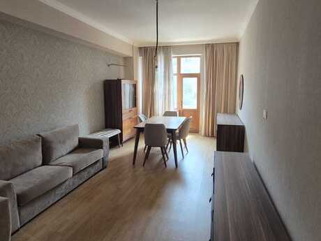 Elan №6430105 - Bakı, Şah İsmayıl Xətai m., 3 otaqlı, 137 m², 2/18 mərtəbə