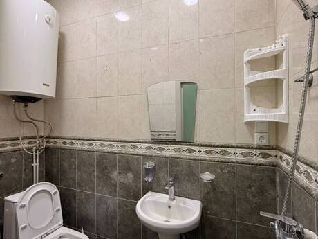 Kirayə 3 otaqlı mənzil, 130 m², Şah İsmayıl Xətai: 1 100 ₼/ay 5