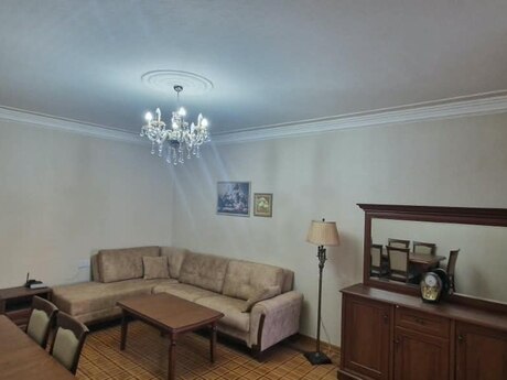Kirayə 2 otaqlı mənzil, 65 m², Azadlıq Prospekti: 599 ₼/ay 2