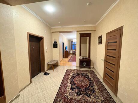 4 otaqlı mənzil, 137 m², Şah İsmayıl Xətai: 430 000 ₼ 5