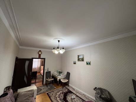 2 rooms · 60 m² · floor 3/5, 7-ci mikrorayon