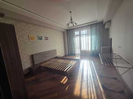 Kirayə 3 otaqlı mənzil, 180 m², 28 May: 2 000 ₼/ay 4