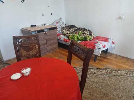 Kirayə 2 otaqlı mənzil, 90 m², 28 May: 160 ₼/ay 2