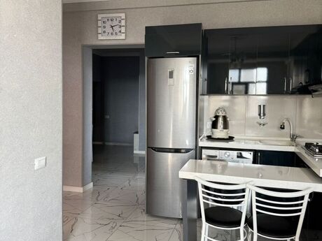 3 otaqlı mənzil, 90 m², Badamdar: 260 000 ₼ 3
