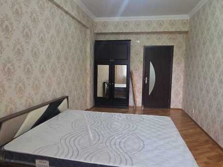 3 otaqlı mənzil, 140 m², 8 Noyabr: 325 000 ₼ 3