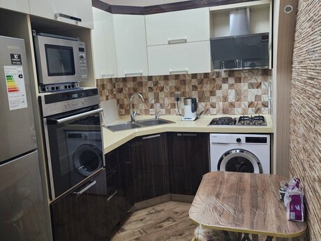 Kirayə 2 otaqlı mənzil, 77 m², Badamdar: 750 ₼/ay 4
