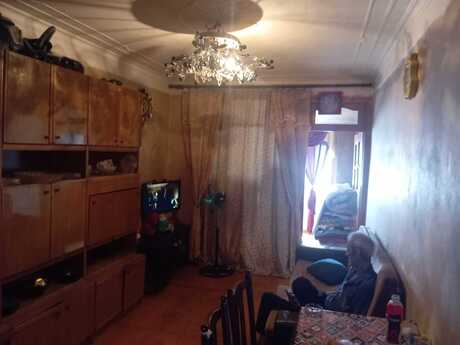 2 otaqlı mənzil, 42 m², Nizami: 80 000 ₼ 2