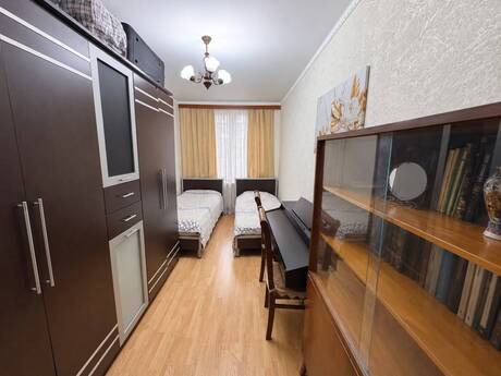 3 otaqlı mənzil, 90 m², 28 May: 265 000 ₼ 5