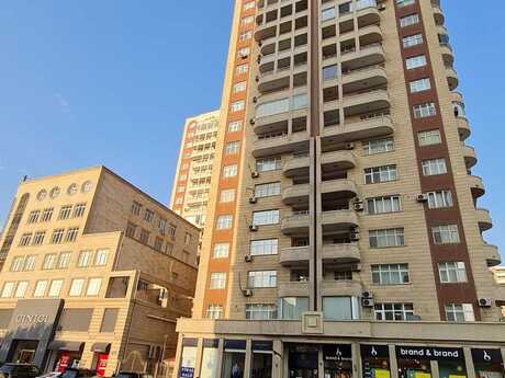 3 otaqlı mənzil, 145 m², Elmlər Akademiyası: 405 000 ₼ 2