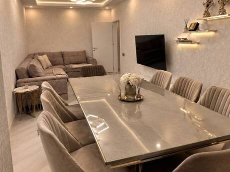 Elan №6441727 - Bakı, Qaraçuxur q., 3 otaqlı, 90 m², 3/5 mərtəbə
