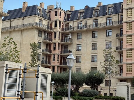 Объявление №6441695 - Баку, пос. Аг шехер, 4-комн., 170 м², 2/6 этаж