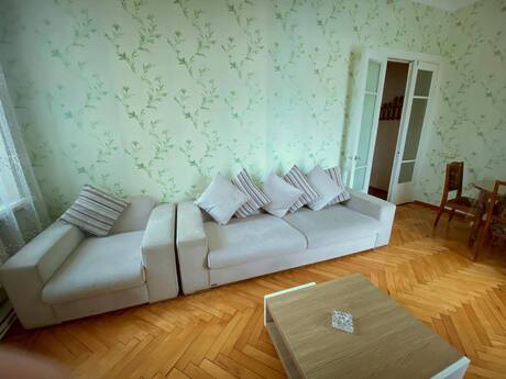 Kirayə 2 otaqlı mənzil, 50 m², 28 May: 900 ₼/ay 2