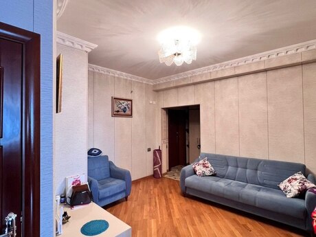 2-room apartment, 94 m², Qara Qarayev: 260 000 ₼ 5