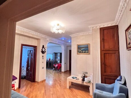 2-room apartment, 94 m², Qara Qarayev: 260 000 ₼ 3