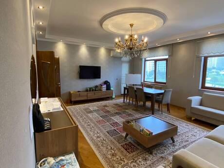Elan №6441765 - Bakı, Gənclik m., 3 otaqlı, 145 m², 4/17 mərtəbə